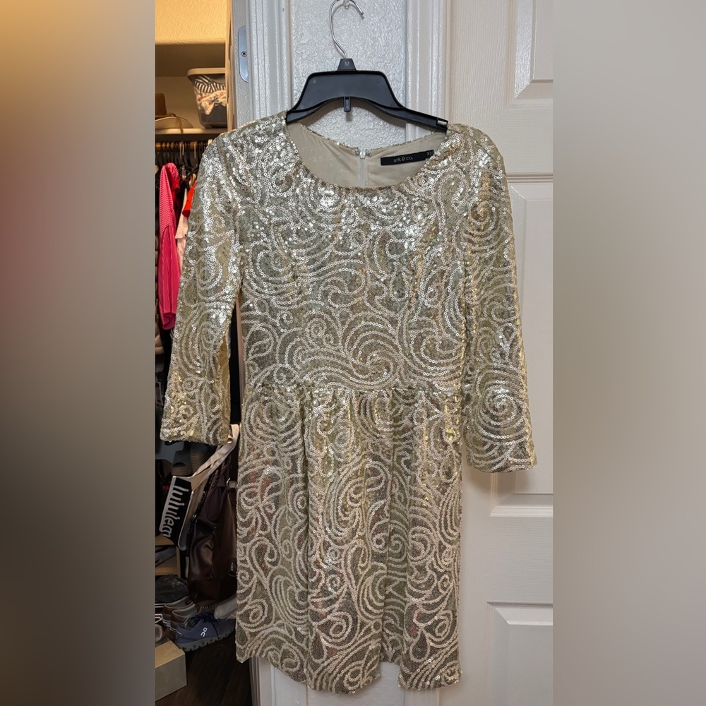 Arc & Co Sequin Dress Medium
